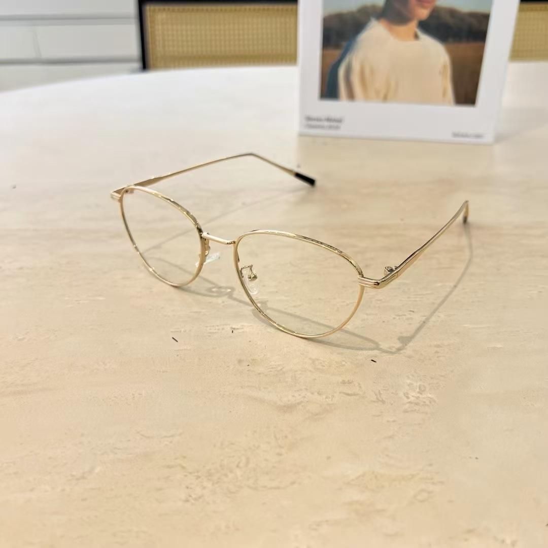 

Korean Style Sunglasses Men Cat Eye Shape Anti-Reflective Women Sun Glasses Campus Style Sunglasses Woman