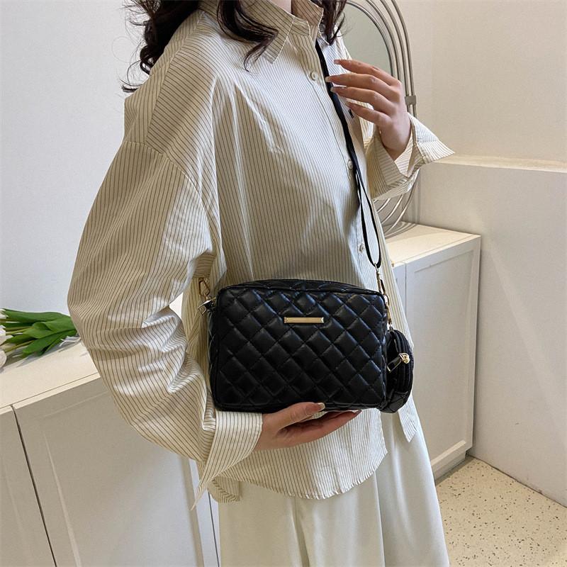 Stylish Urban Chic Small Pu Shoulder Bag For Women 2023 New Arrival Crossbody Bag