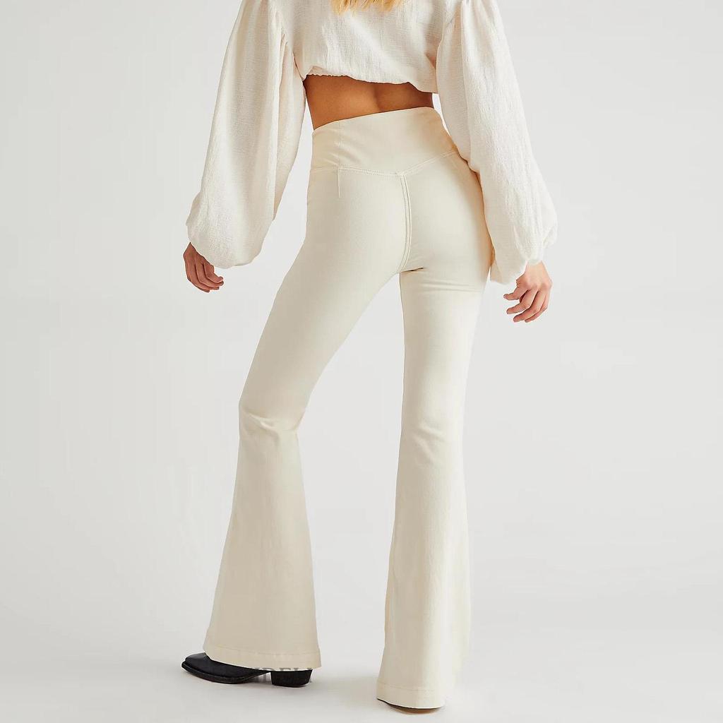 2023 Women's Slimming Elastic Bell Bottom Denim Jeans with Irregular Waist - Style SU3481