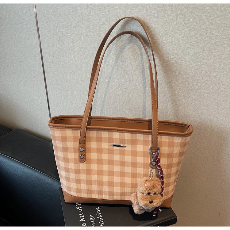 Simple and large-capacity tote bag plaid women's bag 2025 new trend fashionable shoulder bag foreign underarm bag