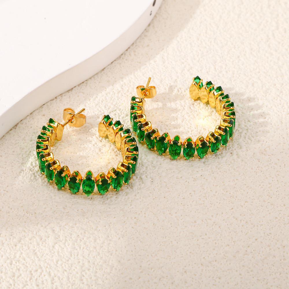 Silver Needle Pearl Chain Earrings with Zirconia Inlay - Trendy Korean Light Luxury Ear Jewelry зелёный