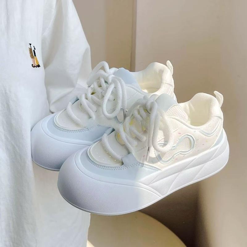 Summer Mesh Breathable Board Shoes Women's 2025 New Thick-soled Heightening White Shoes Student Versatile Niche Bread Shoes