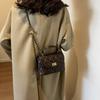 Chic Mini Square Bag With Unique Design Diamond Grid Chain Crossbody Bag