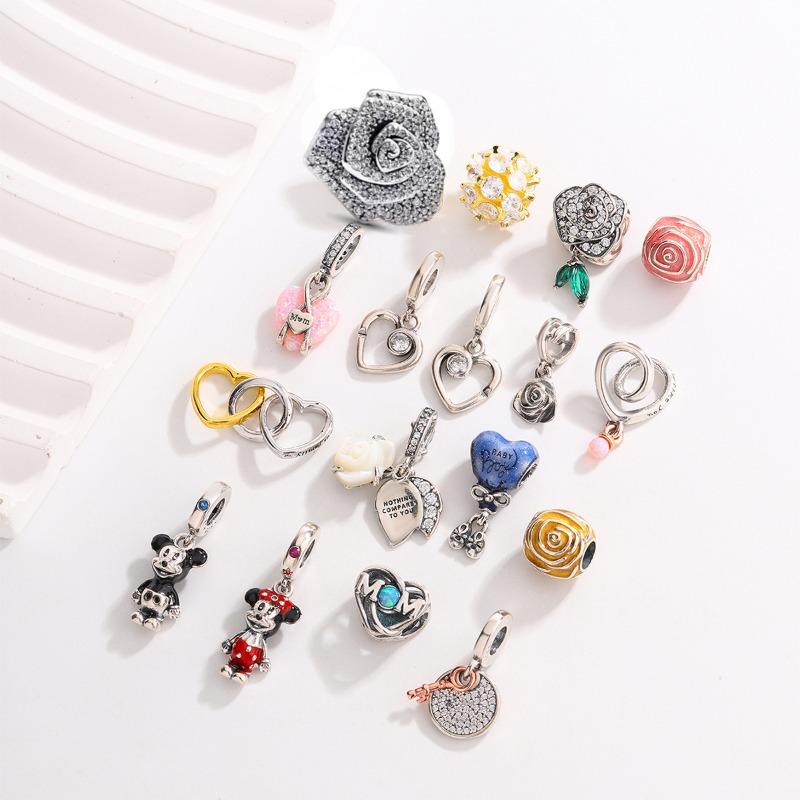 Panjia White Copper Silver-plated Pendant Pink Five-leaf Petals Gold Rose Beaded DIY Bracelet Accessories Fashion