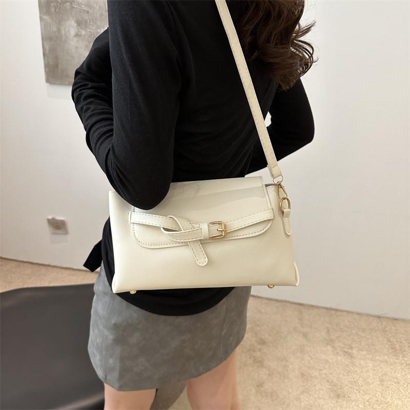 Trendy Retro Small Square Bag For Women Stylish Chic Single Shoulder Crossbody Bag