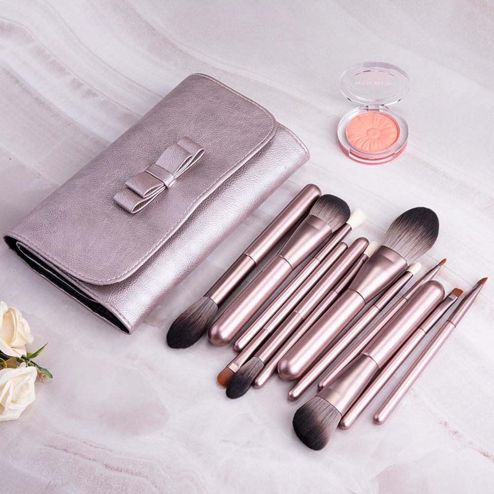 12 Small Grape Makeup Brush Set, Full Set of Beauty Tools for Beginners, Eye Brush Brush, Free Brush Bag.