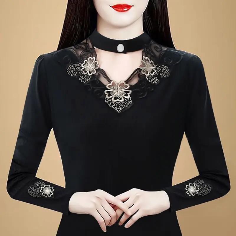 

Stand Collar Plus Velvet Thickened Long-sleeved T-shirt Slim Body Fashionable Lace Base for Women Autumn Winter New L