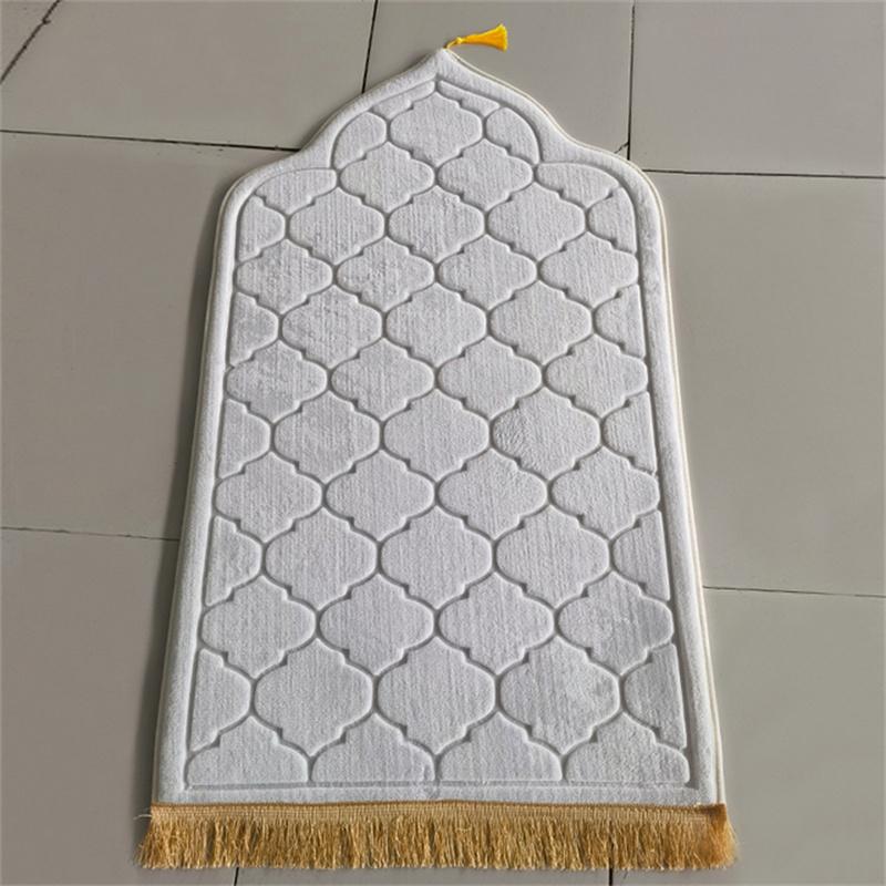 Thicken Flannel Soft Prayer Mat For Muslim Non -Slip Ramadan Worship Embossed Carpet Portable Prayer Floor Rug For Ramadan Gifts