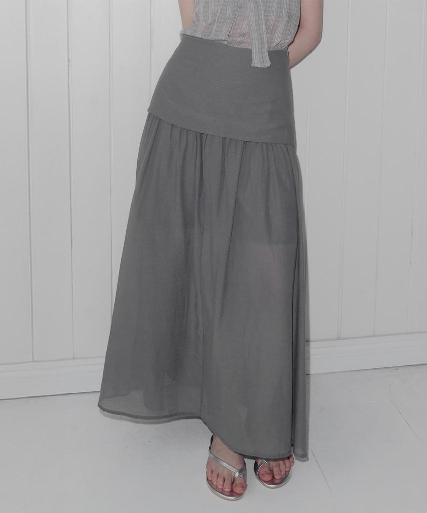 Teuwi Mels Layered Flare Long Skirt