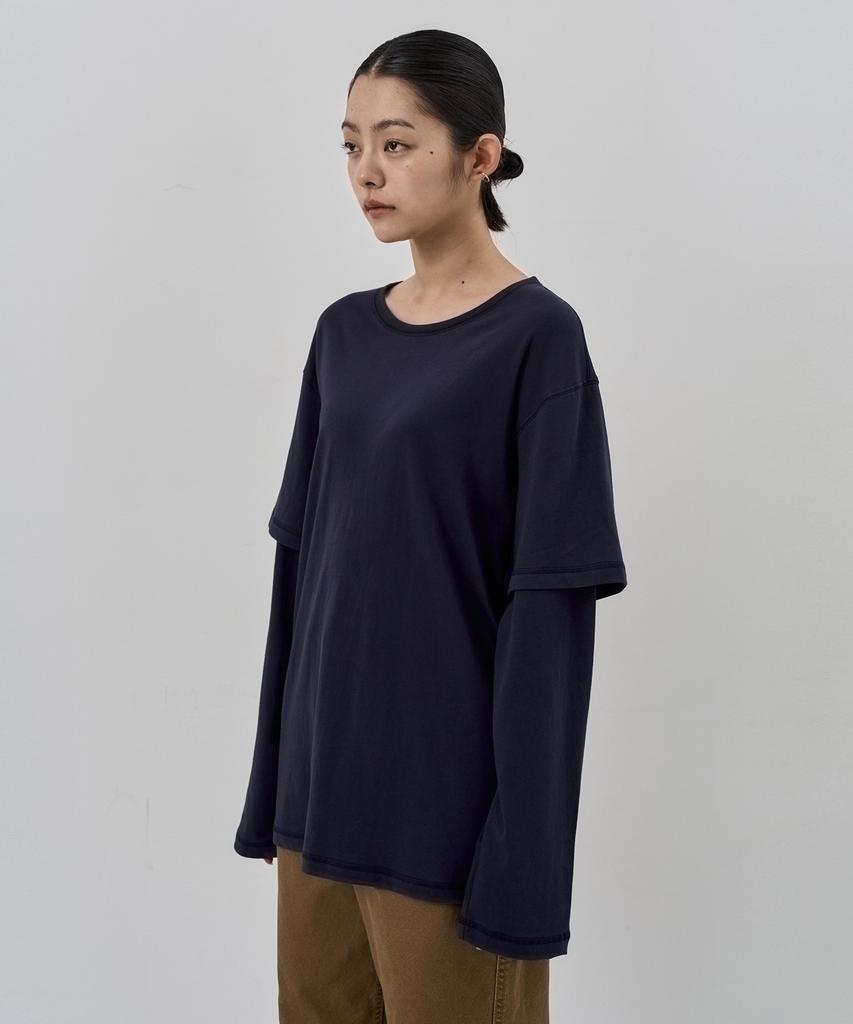 NUAKLE (W) Layered Sleeve T-Shirt_Navy