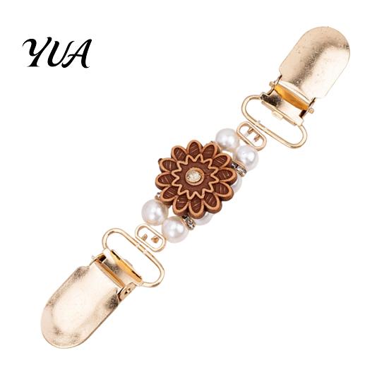 Stylish Clothing Fastener Vintage Sweater Clips for Women Girls, Retro Faux Pearl/Floral Cardigan Clips, Elegant Collar No Sew Waist Adjuster