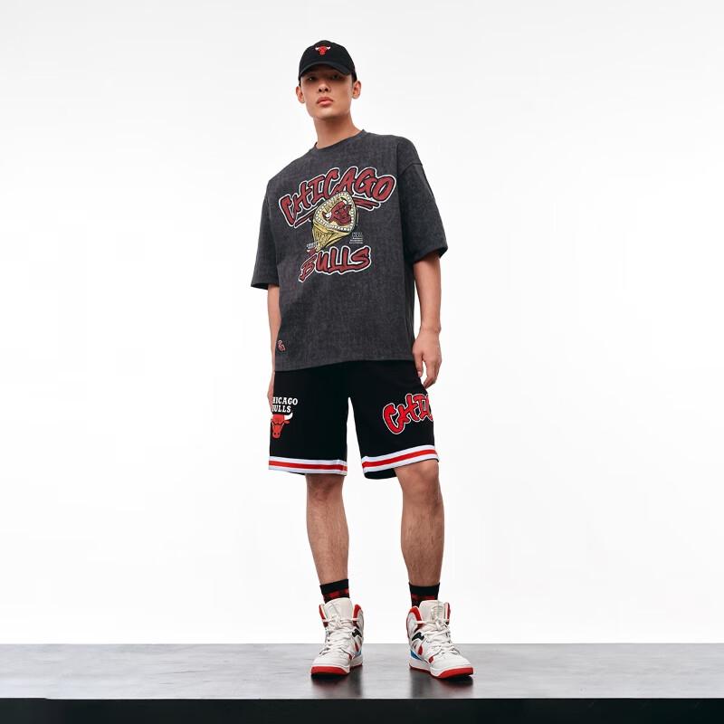 JACK&JONES NBA Chicago Bulls Letter Graphic Loose-Fit T-Shirt