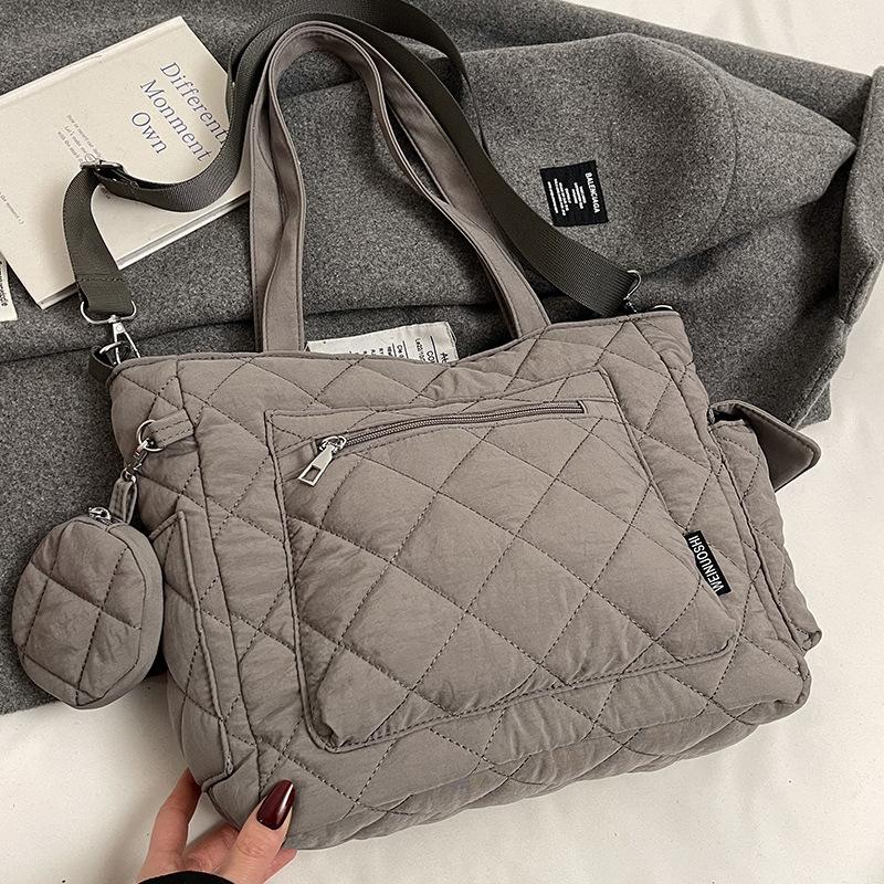 

Летние женские сумки для женщин Новая большая вместимость Клетчатая сумка-тоутЛетние женские сумки для женщин Новая большая вместимость Клетчатая сумка-тоут