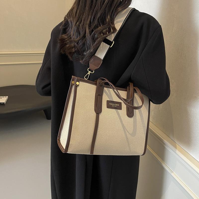 Commuter largecapacity canvas bag women's new popular commuter versatile messenger bag fashionable portable tote bag