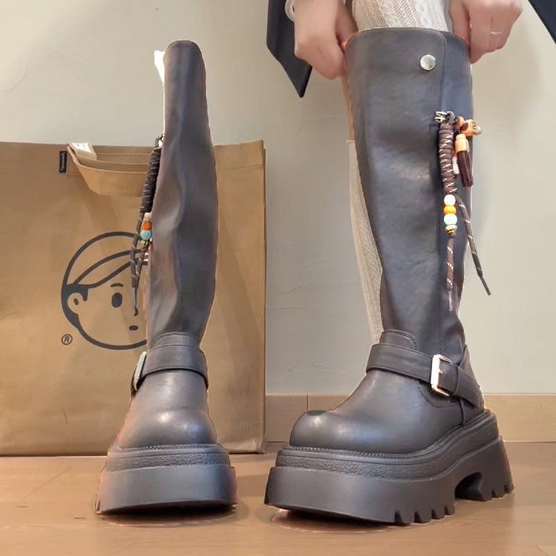 Piaohong European and American accessories heightening non-slip fashion boots women's 2025 autumn and winter new comfortable heightening locomotive bo
