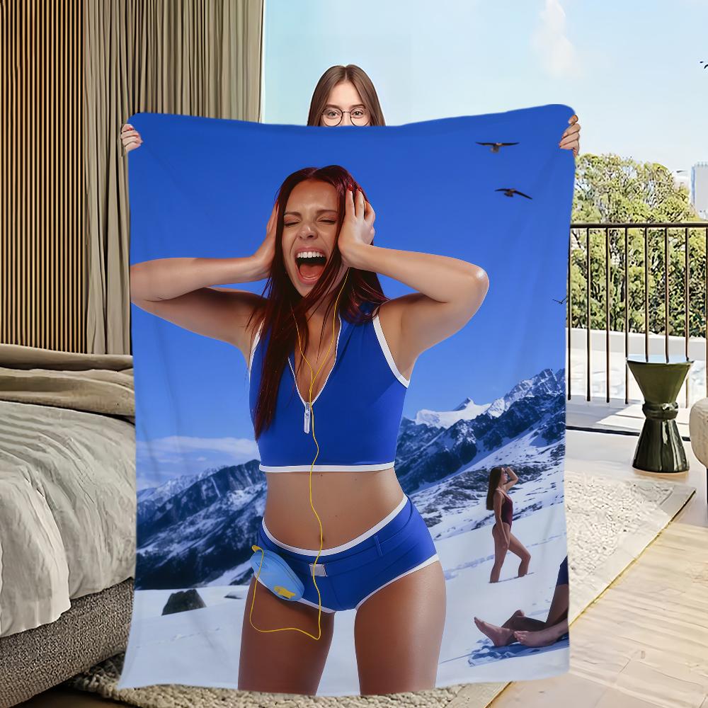 Singer R-Rose Gray Louder Please Blanket Flannel Warm Comfort Soft Plush Blanket For Picnic Beds Sofas Homes And Bedrooms