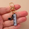 Niedlicher Emaille Mini-Klavier Schlüsselanhänger Simulation Musikinstrumente Schlüsselring Anhänger Damen Mädchen Handtaschen Dekoration DIY Schmuck Geschenk