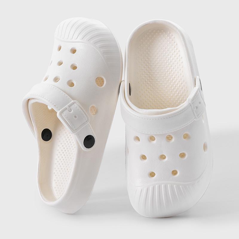 Dámské plážové sandály s tlustou podrážkou z EVA, s protiskluzovým povrchem a embosovanou texturou