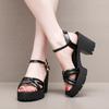 8cm Små Stora Storlekar 33-43 Eleganta Tjockbottnade Lackskor Platåsandaler 2025 Blockhöga Klacksandaler Kontorsmodell
