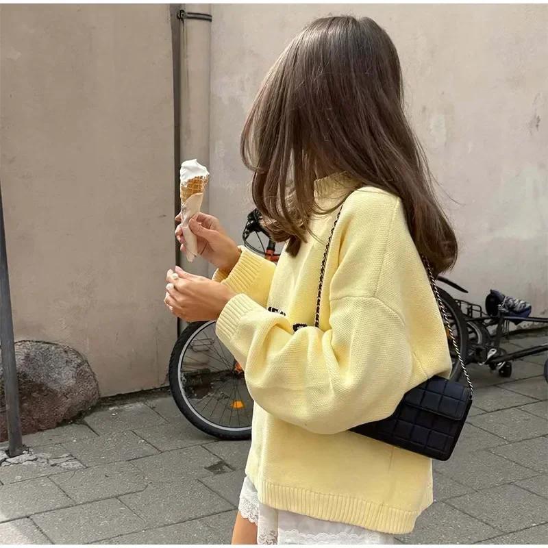 VAYLA Yellow Knitted Letter Sweater Women Elegant Round Neck Long Sleeve Short Pullover Casual Lady New Street Sweaters