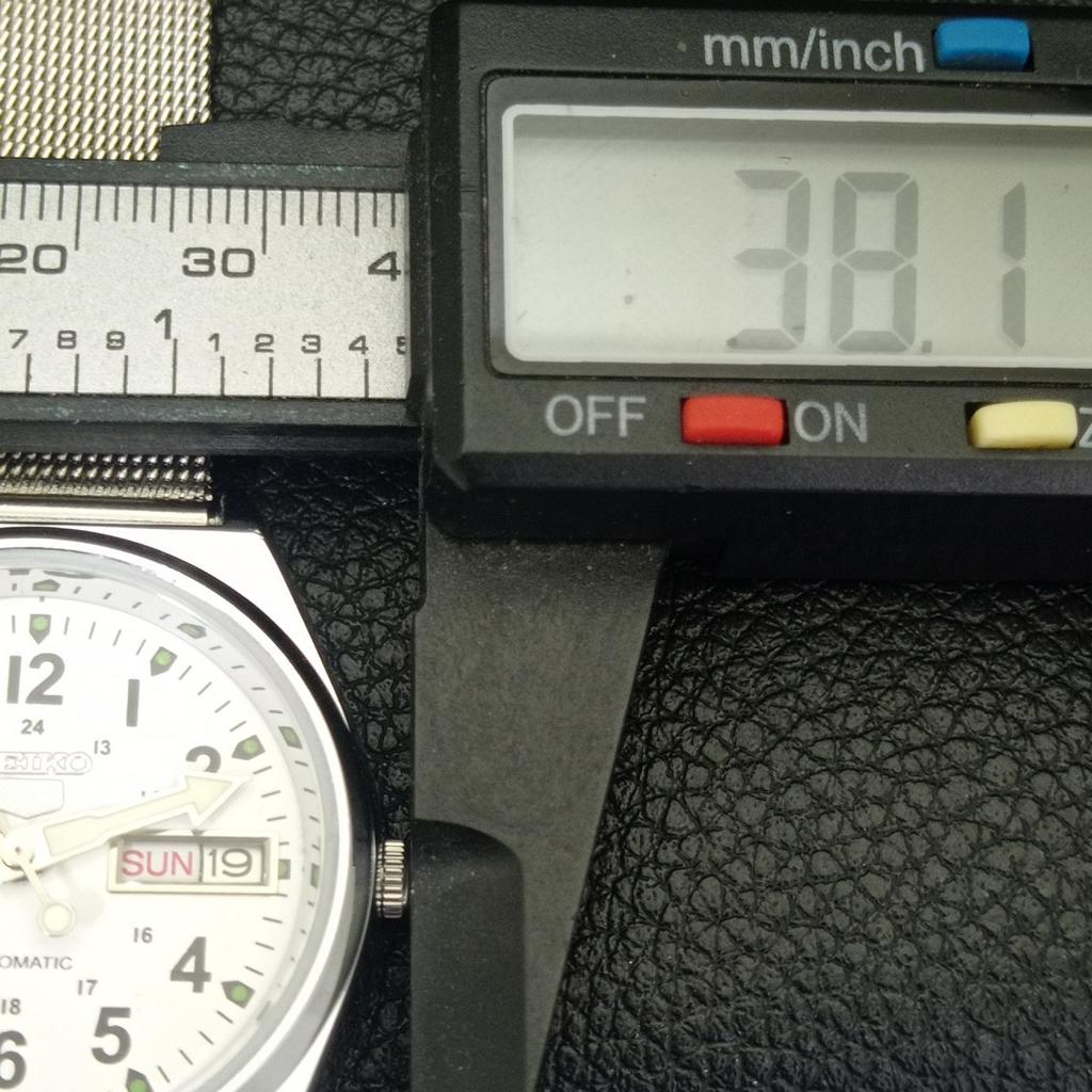 VINTAGE SEIKO 5 AUTOMATIC 6309A REFURBISHED JAPAN MENS WHITE WATCH a441714-1 Sk-a441714