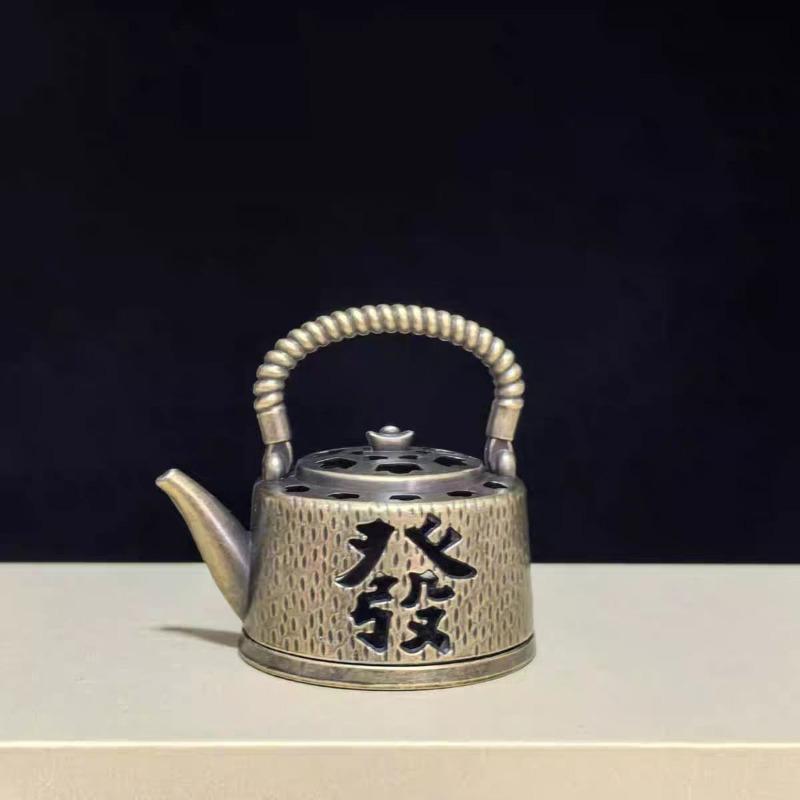 Mini Lucky Incense Burner Chinese Style Auspicious Clouds Creative Home Decor Natural Aromatherapy for Indoor Use and Meditation