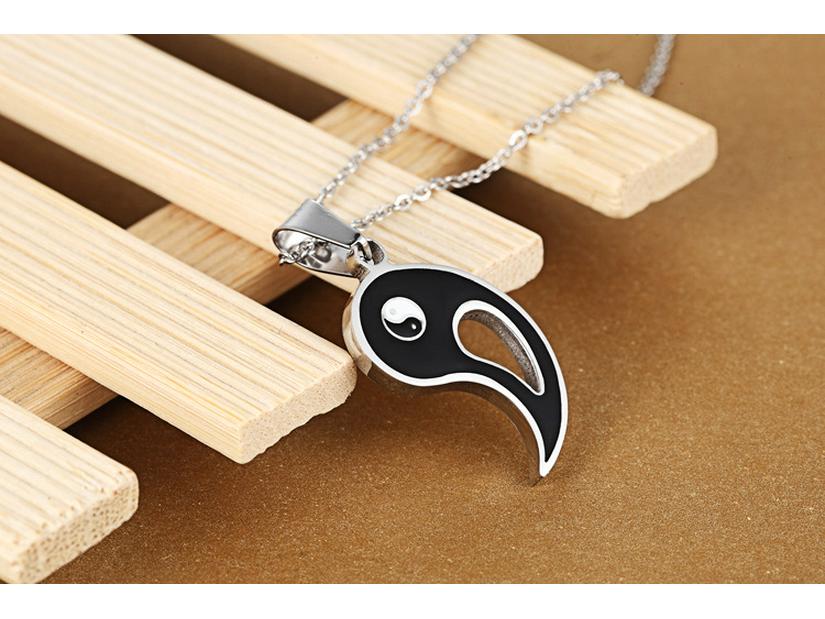 Stainless Steel Tai Chi Bagua Couple Pendant Necklace, Retro Ethnic Style