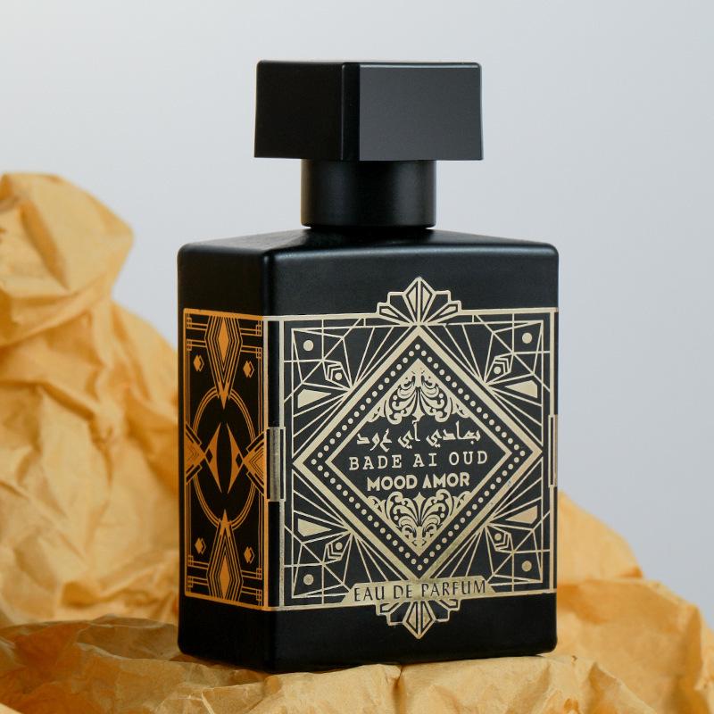 

Small Town Yika Men s Perfume - Strong, Long-Lasting Labdanum & Woody Fragrance