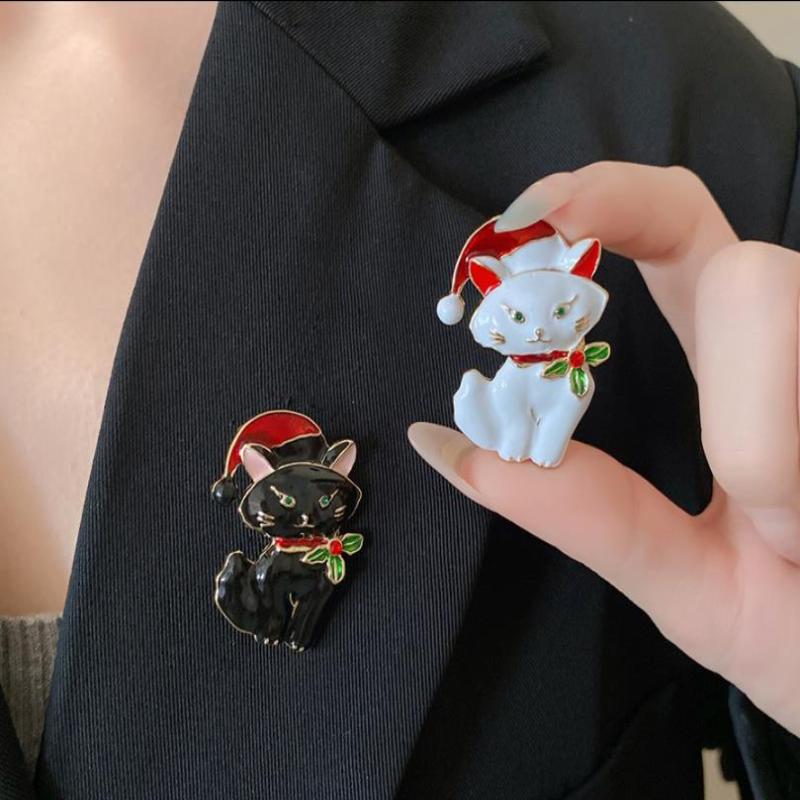Christmas Vintage Animal Cute Cat Brooches Pins Women Coat Clothing Badges Jewelry Accessries