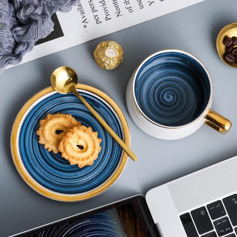 Short Cup Spoon Cover Creative Personality Trend Ceramic Cup Office Water Coffee Cup