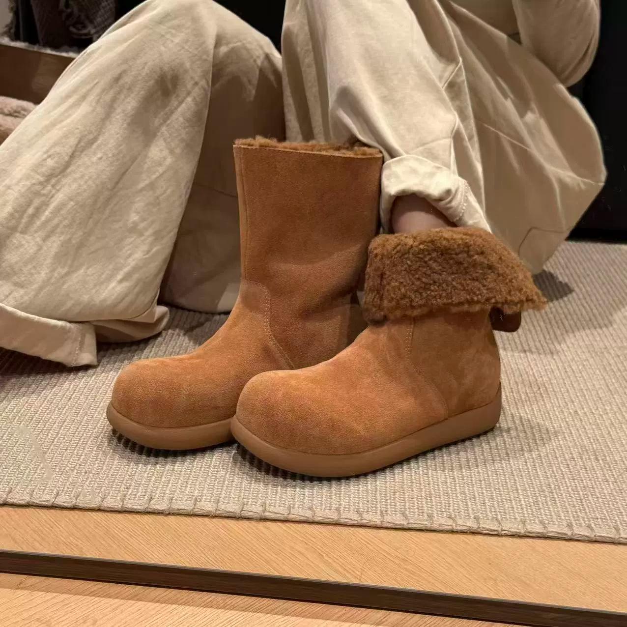 

Версия из коровьей кожи зимние женские новые две носки набивные утолщенные хлопковые туфли пушистые туфли короткие ботинки 40