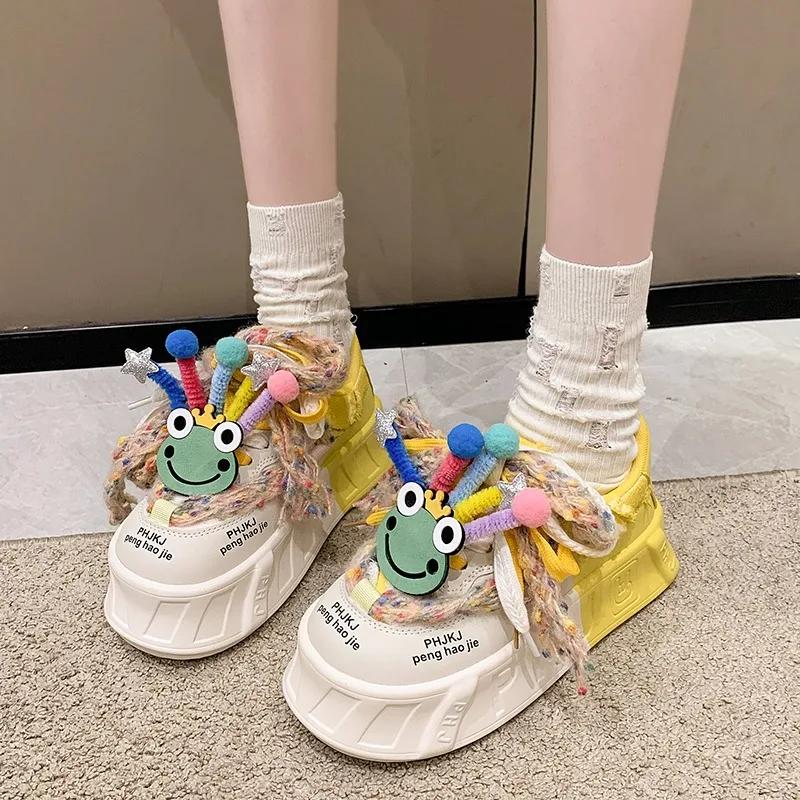 Fashion Kawaii Ladies Shoes On Sale New Fashion Round Toe Lace Up Women's Vulcanized Shoes Spring Flat Outdoor Breathable Women Sneakers