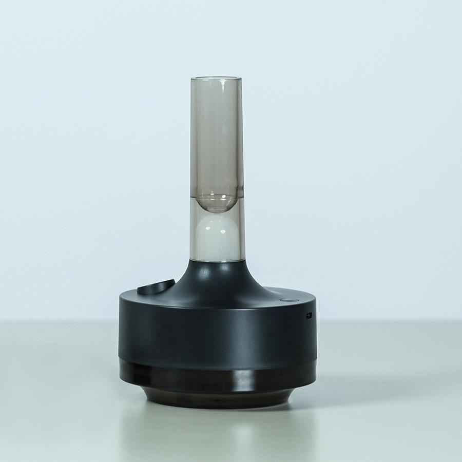 

2024 Новый 300 мл перезаряжаемый аромадиффузор ваза увлажнитель воздуха диффузор эфирное масло диффузор с красочными атмосферными огнями чёрный