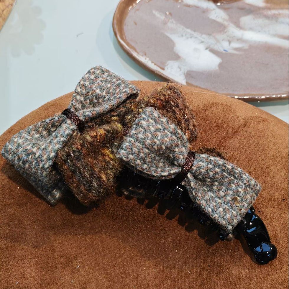 Cute Bear Banana Hair Clip Retro Plaid Fabric Twist Clip Ins Versatile Women Hair Accessories