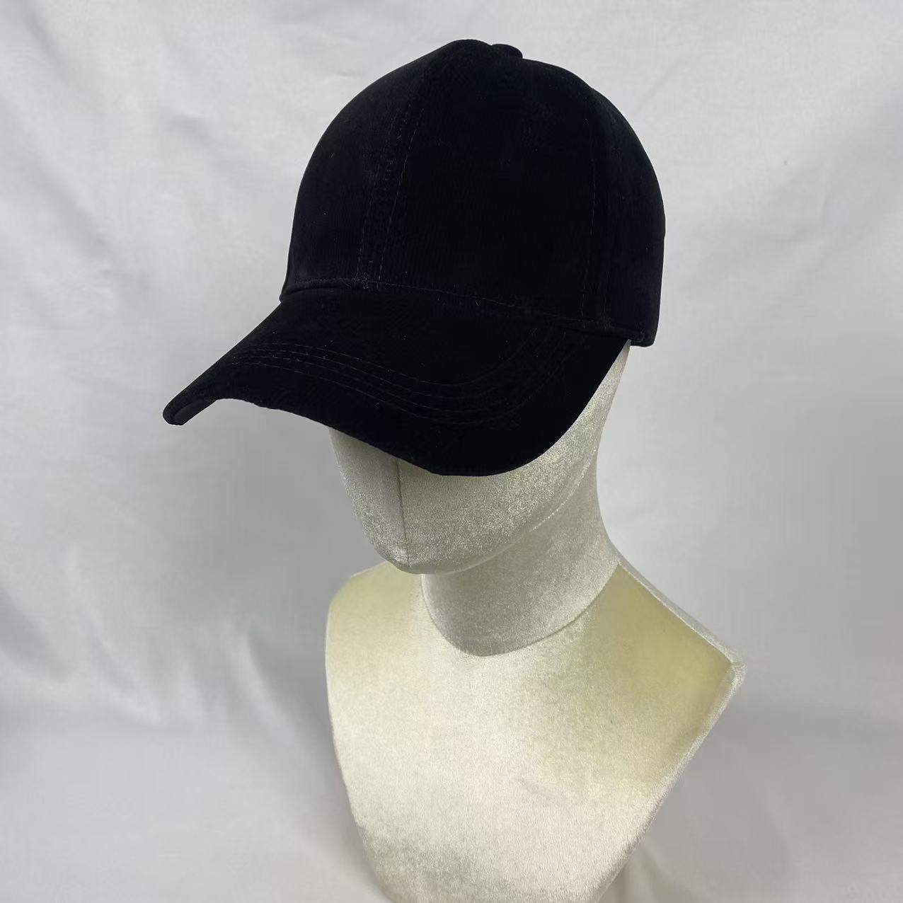 

New Retro Corduroy Hardtop Baseball Cap Men s and Women s Hats Outdoor Commuting Sunshade Warm American Cap One size fits all (55-60cm) чорний
