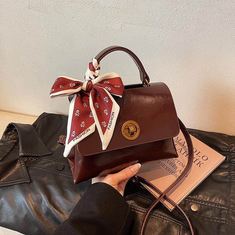 Bag Women's Versatile New Casual Shoulder Messenger Bag Portable Small Bag