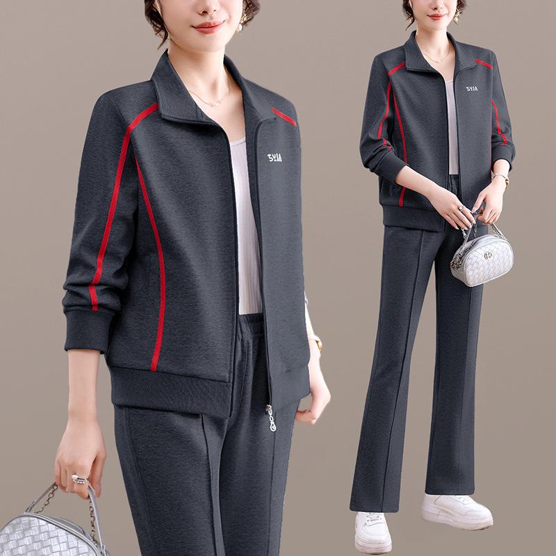 Women's Sporty Two-Piece Set: Age-Reducing Hoodie & Pants, Comfortable, Breathable, Perfect for Walking, Home, Running, Leisure.