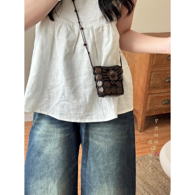 Bohemian Ethnic Style Coconut Shell Bag Women's Handwoven Earphone Port Red Envelope Retro Niche Design Change Bag