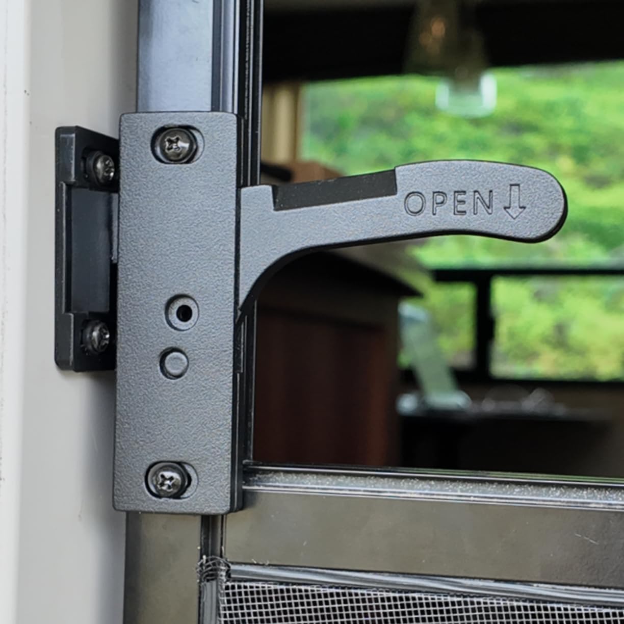 Комплект для замены алюминиевой ручки защелки москитной двери автодома (Правая рука) Металлические детали для входа в кемпер, туристический прицеп или автодом со стороны пассажира.