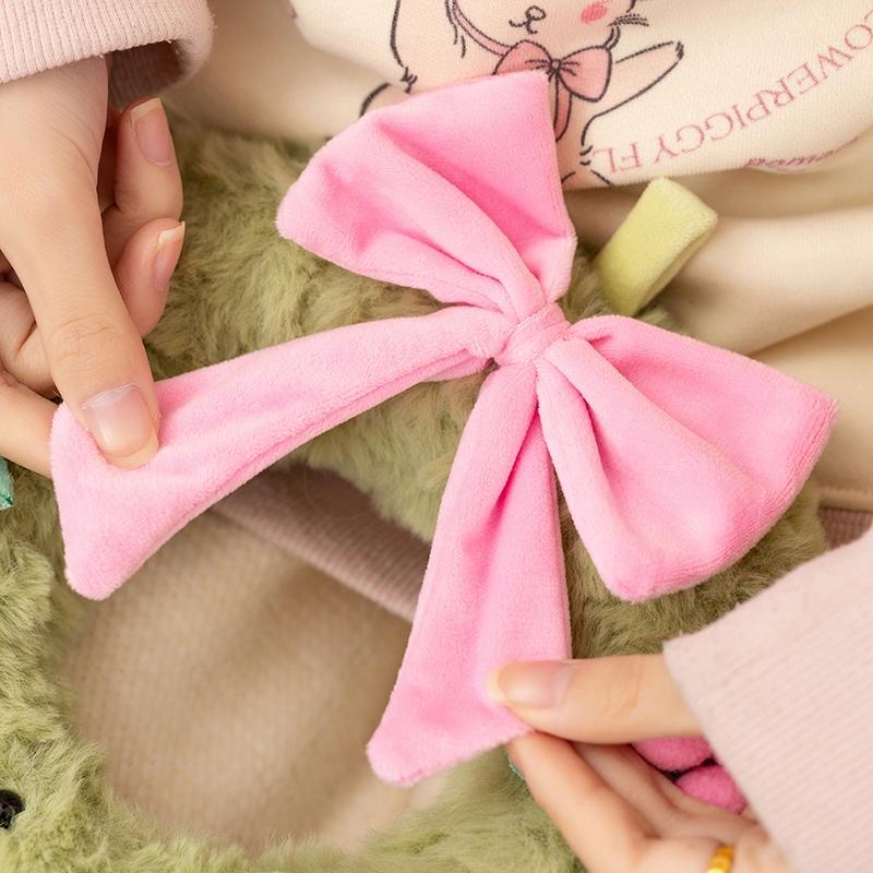 Sweet Green Wreath Plush Toy Stuffed Smiling Humanoid Pink Bow Tie Plushie Kawaii Home Decor Christmas Gift