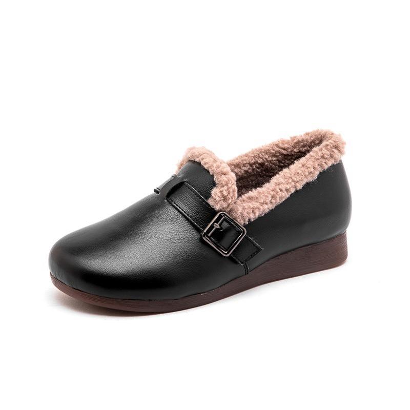 Mao Mao shoes women wear casual lamb wool bean shoes in winter women's one-pedal flat-soled mother velvet cotton elderly single shoes