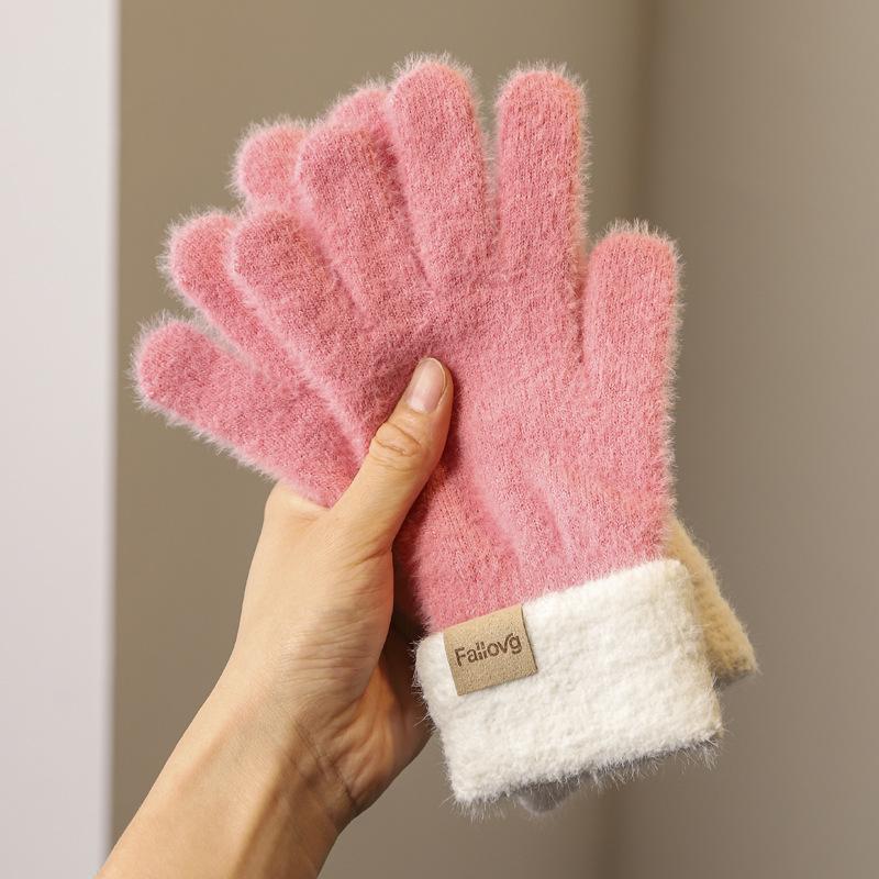 

Cute knitted plush gloves winter women s warm color matching gloves finger gloves student cycling defense темно-рожевого кольору