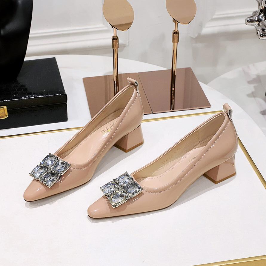 

1235-K58 single shoes (this style is sold out and will not be replenished) 35 телесный