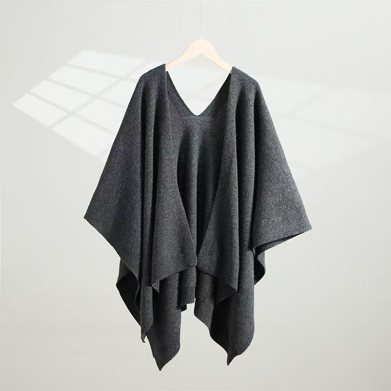 Elegant High-End Wool Cardigan: Solid Color Sleeveless Knit Shawl Cape for Autumn/Winter Travel