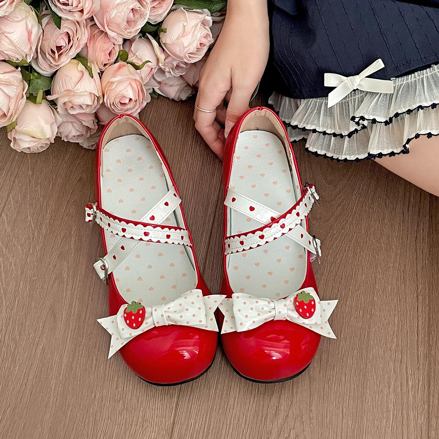 

White French fairy wind round head thick high heel light mouth single shoes women s 2025 new autumn height increase Mary Jane shoes 39