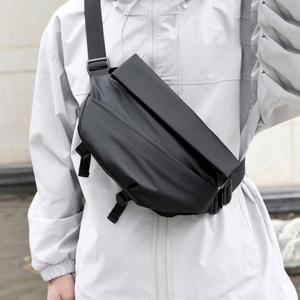 Korean Oxford Cloth Bag Men Large Capacity Chest Bag Zipper Crossbody Bag  Male
