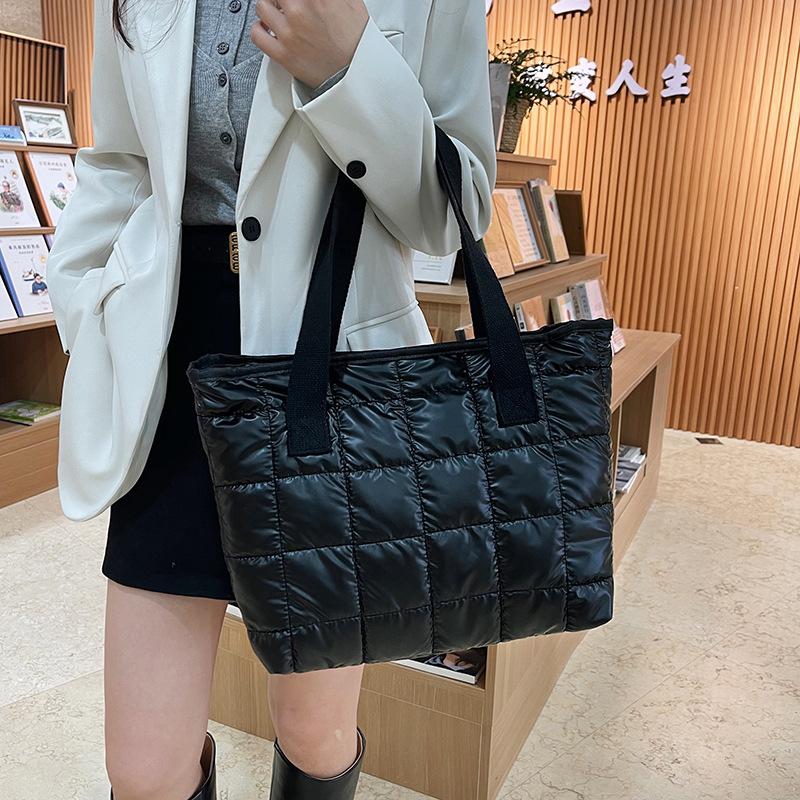 Tote Bag Women's Large Capacity Bag, Fashionable Single Shoulder Handbag, Underarm Bag