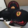 Berretti e cappelli – Berretti e cappelli con visiera
