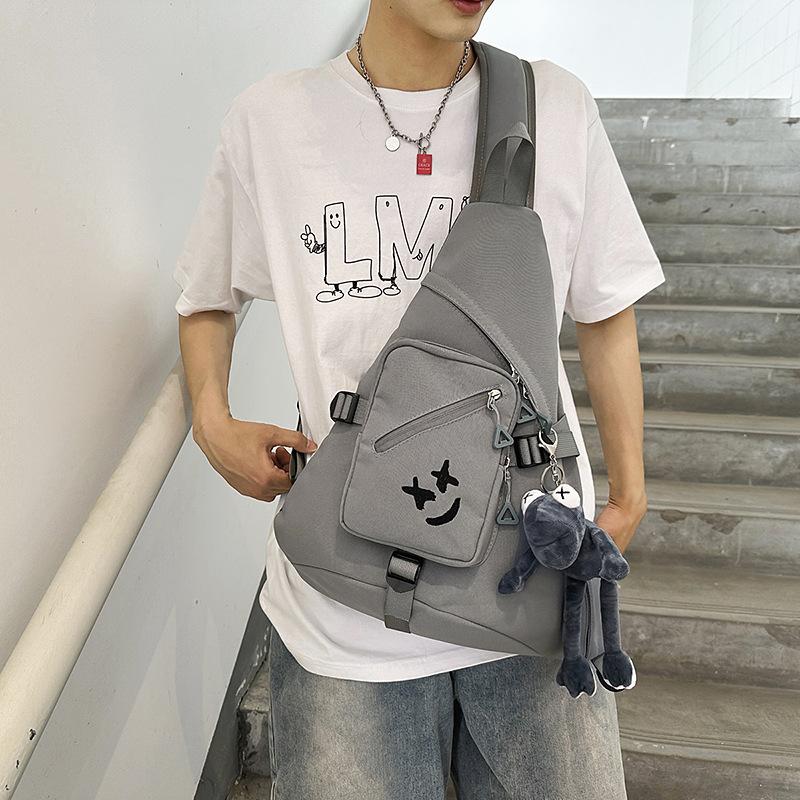 Локомотив модный крутой почтальон мужская нагрудная сумка корейская версия ins стиль большая вместимость для езды на велосипеде наплечная сумка-мессенджер серый