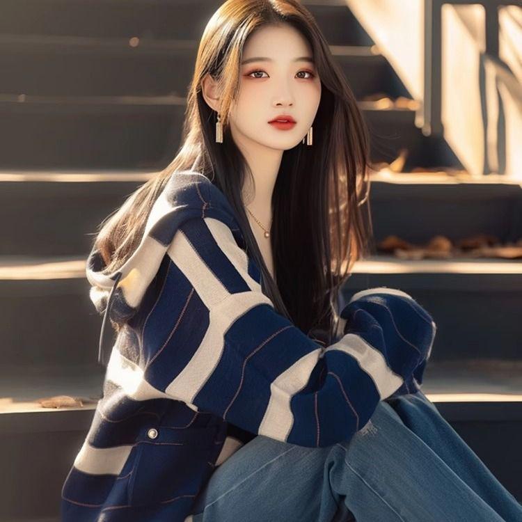 

Autumn 2025 Chic Korean Color Block Striped Knit Hoodie for Women Small